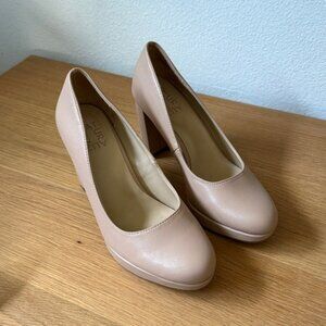 Naturalizer Berlin Pumps